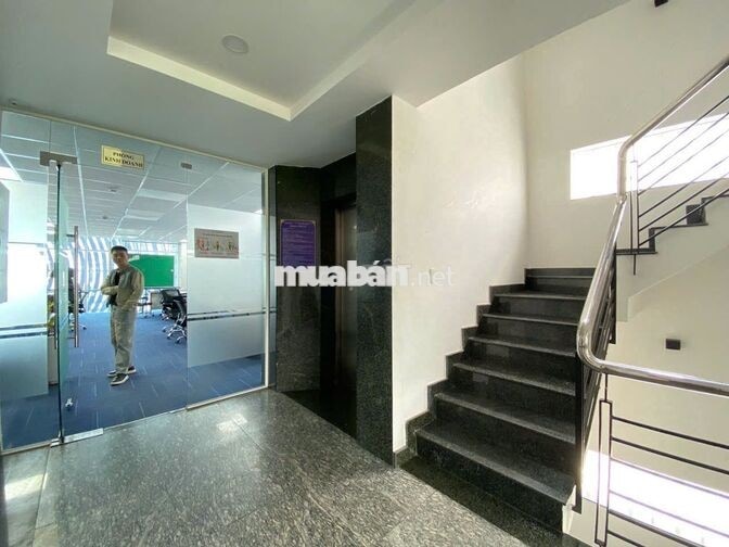 Cho thuê văn phòng 75m2 đường Bạch Đằng - 17tr/tháng