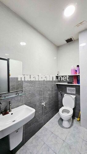 MB Trệt lầu 7x22m full nội thất giá chỉ 32 triệu/tháng tại Vạn Phúc