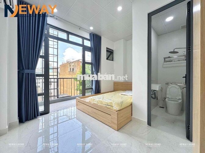 CHDV full nội thất studio ban công, cửa sổ mới 100% ngay Lạc Long Quân
