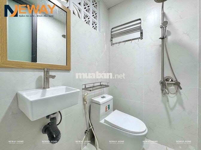 CHDV full nội thất studio ban công, cửa sổ mới 100% ngay Lạc Long Quân