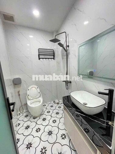 NHÀ FULL NỘI THẤT 3 LẦU ĐẲNG CẤP SANG XỊN GIÁ 18,5 TRIỆU