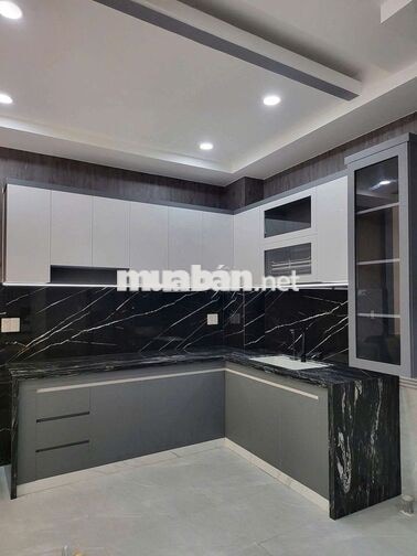 nhà nguyên căn quận 7 huỳnh tấn phát