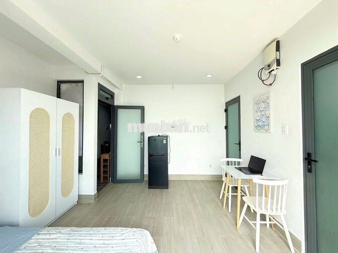 STUDIO BAN CÔNG FULL NỘI THẤT NGAY NGUYỄN VĂN LƯỢNG - GẦN CV VĂN HOÁ
