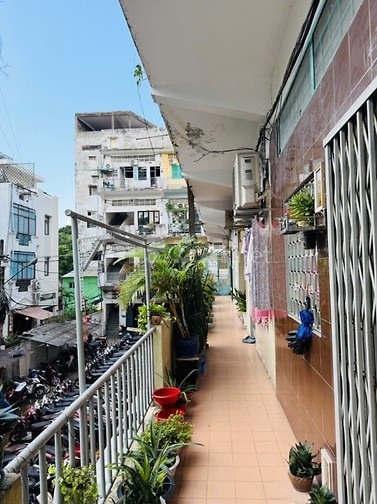 Chính chủ bán chung cư thang bộ Trần Hưng Đạo Q5 - 46m2 chỉ 1,9 tỷ