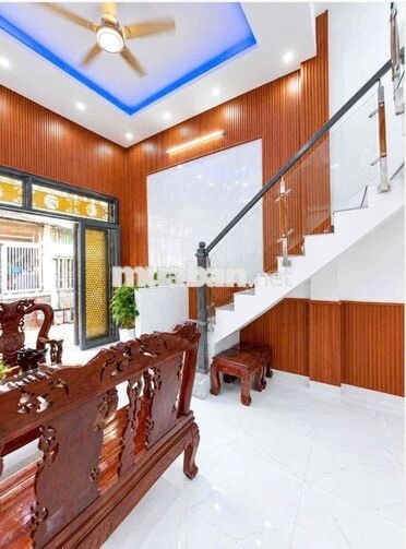 NHÀ ĐẸP 4*13M 2/NGẮN THỚI HOÀ 3PN HẺM XE HƠI LH ***