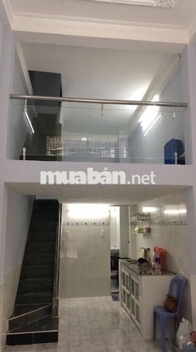 Nhà nguyên căn hẻm 273 Nhật Tảo, Quận 10, cho thuê giá 13 triệu/tháng