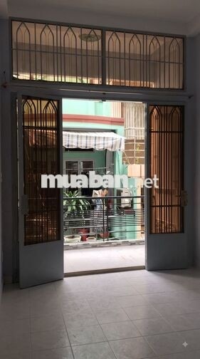 Nhà nguyên căn hẻm 273 Nhật Tảo, Quận 10, cho thuê giá 13 triệu/tháng