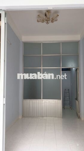 Nhà nguyên căn hẻm 273 Nhật Tảo, Quận 10, cho thuê giá 13 triệu/tháng