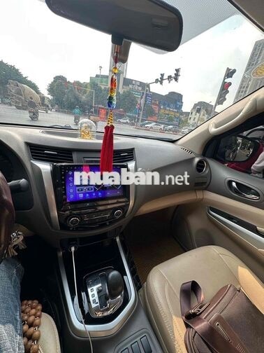 Nissan Navara EL 5 chỗ Nâu
