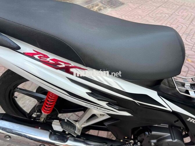 Honda Wave RSX FI Trắng đen