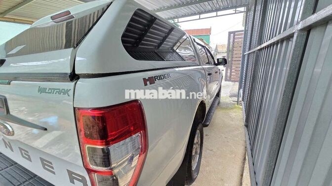 Ford Ranger XLS AT 2015 trắng