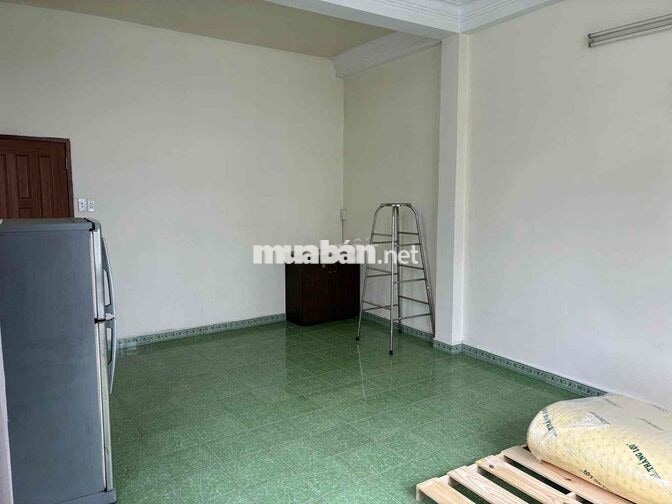 Cho thuê phòng trọ kèm sân thượng thoáng mát