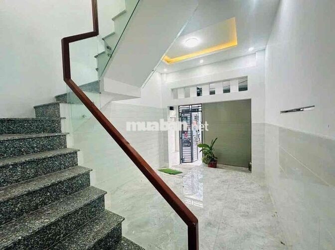 Bán Nhà Giáo Xứ Thuận Hoà - Tân Triều