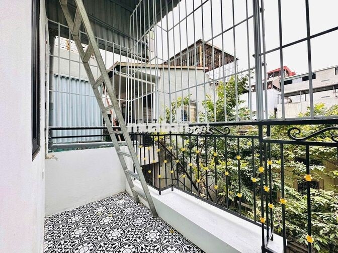 Cho thuê nhà Tôn Thất Tùng, 30m² x 4 tầng, 2PN full đồ chỉ 12,5 triệu