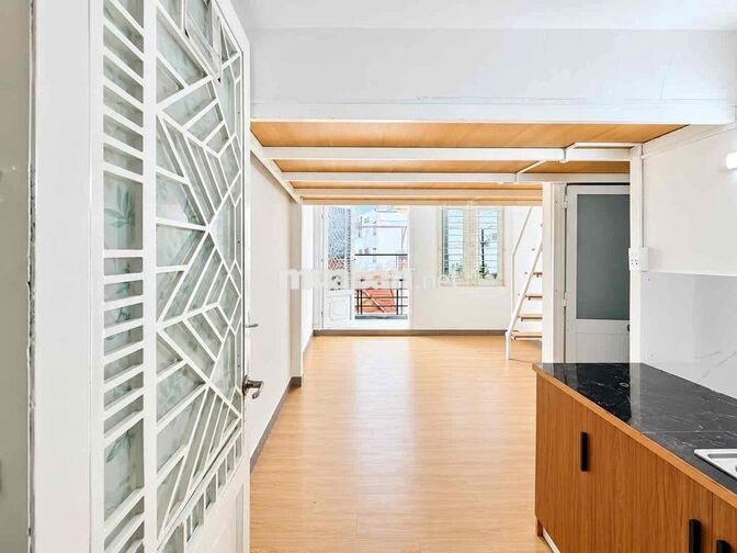 DUPLEX BAN CÔNG DƯƠNG QUẢNG HÀM – NGAY ĐH VĂN LANG – 4TR3