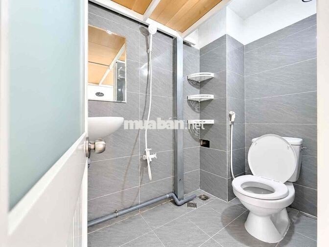 DUPLEX BAN CÔNG DƯƠNG QUẢNG HÀM – NGAY ĐH VĂN LANG – 4TR3