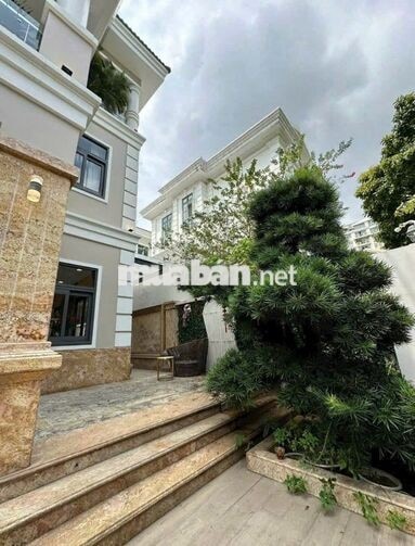 BÁN BIỆT THỰ ĐƠN LẬP PHÚ MỸ HƯNG - DTSD: 333m2 - GIÁ 108 TỶ - SỔ HỒNG