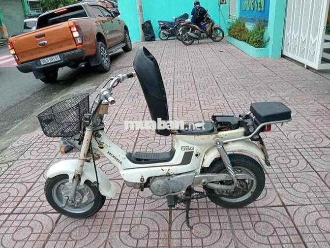 Honda Chaly 1981 màu trắng