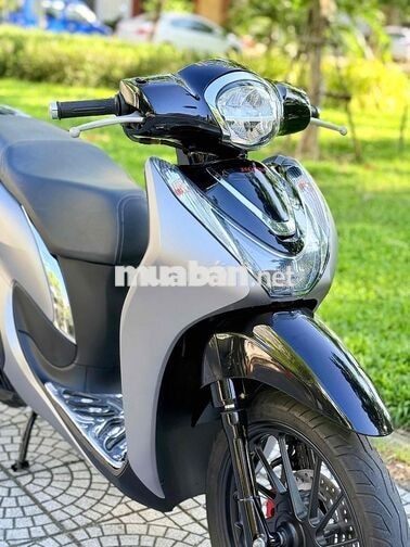 Honda SH Mode 2023 Bạc đen