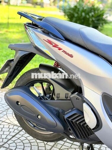 Honda SH Mode 2023 Bạc đen
