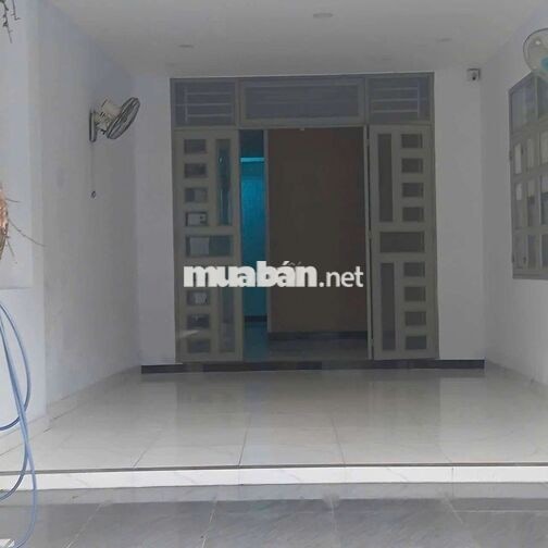 4,5x16 có 1pn sân rộng gần chợ nước đá, còn mới ở ngay 