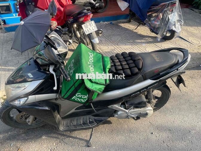 Honda Air Blade 2012 Fi Đen bạc máy zin