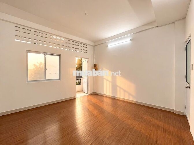 CĂN HỘ 70M² (3PN) TRUNG TÂM Q.10 – NGUYỄN DUY DƯƠNG – GIÁ CHỈ 8.5TR/TH