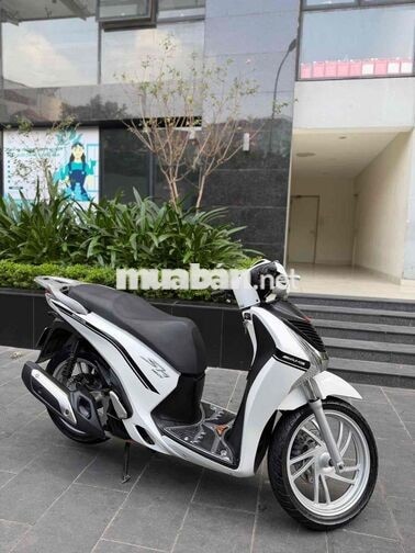Honda SH 150 2016 màu Trắng