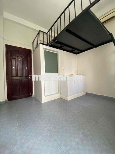 Cho thuê duplex Thống Nhất ban công