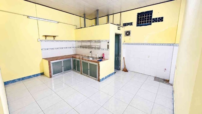 Bán nhà đường Phạm Hùng 80m2 nhà cấp 4 - 3,2tỷ.