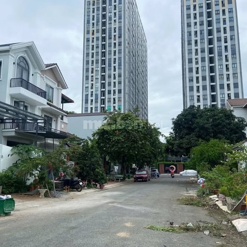 NHÀ PHỐ 170M2 GIÁ 15,47 TỶ KDC 13E LÀNG VIỆT KIỀU