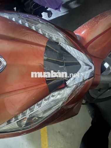SYM Shark 125CC màu đỏ