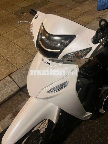 Honda Wave Alpha 2025 trắng 15000km