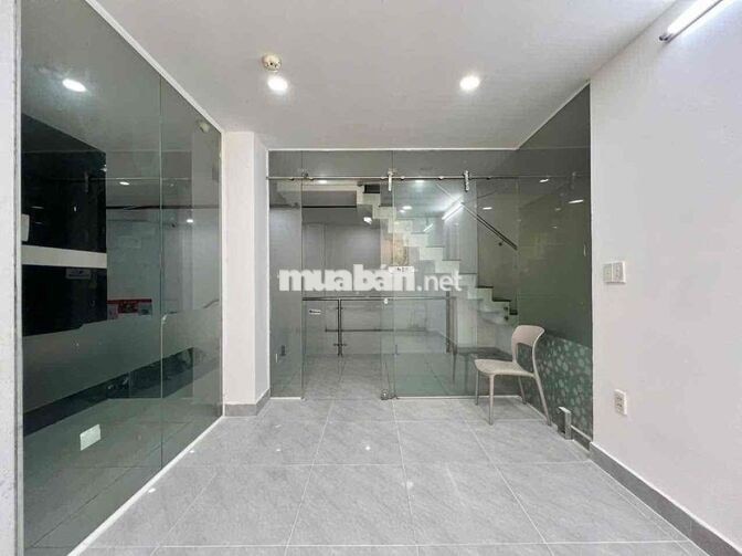 Mặt Bằng Giá Rẻ Ở Phan Văn Trị Phong Như Hình