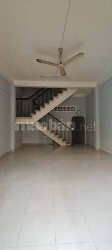Cho thuê nhà nguyên căn 138/6 phú thọ Hòa