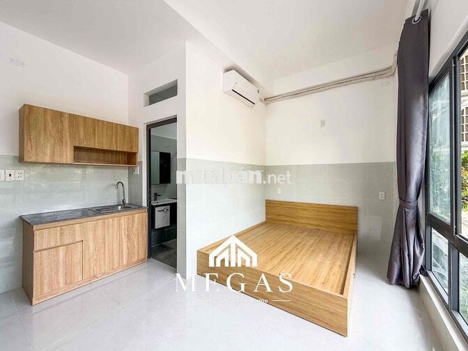 STUDIO FULL NỘI THẤT NGAY VƯỜN LÀI - SÁT CẦU SẮT NGUYỄN THÁI SƠN