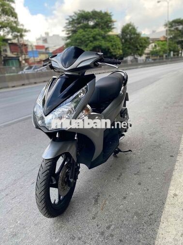 Honda Air Blade Bạc đen