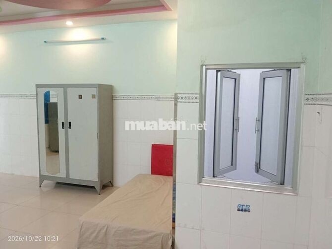 Cho thuê phòng trọ Ngay cầu vượt Ngã Tư Ga. 2,7tr