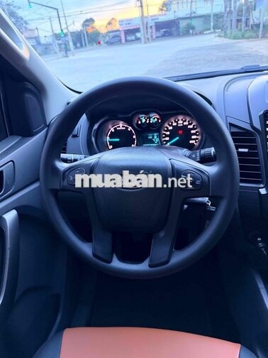 Ford Ranger 2016 XLS sàn siêu cọp 9vạn full hãng