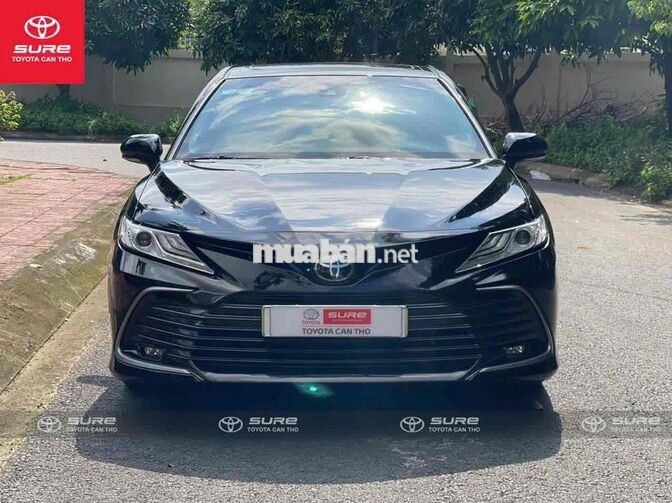 Toyota Camry 2022 2.0Q nhập Thái siêu đẹp