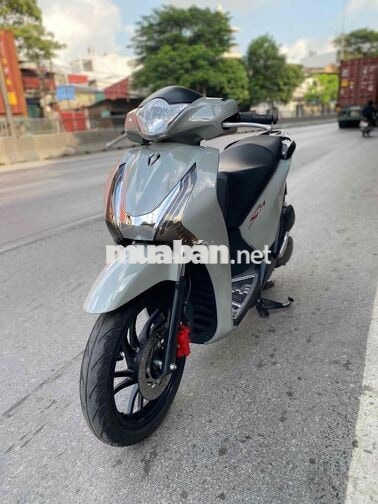 Honda SH 125i Xám xi măng