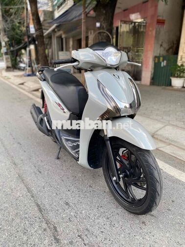 Honda SH 125i Xám xi măng