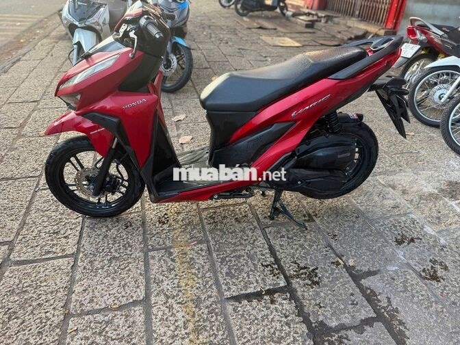 Honda Vario 125 Nhập khẩu màu Đỏ