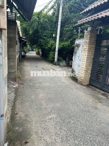 CHO THUÊ PHÒNG Q12, DT 30M2, NHÀ MỚI, AN NINH, CÁCH MT 50M, GIÁ 2,4TR