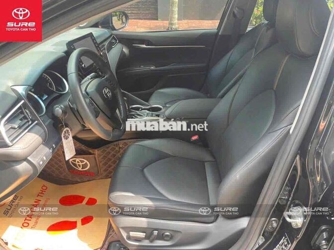 Toyota Camry 2022 2.0Q nhập Thái siêu đẹp
