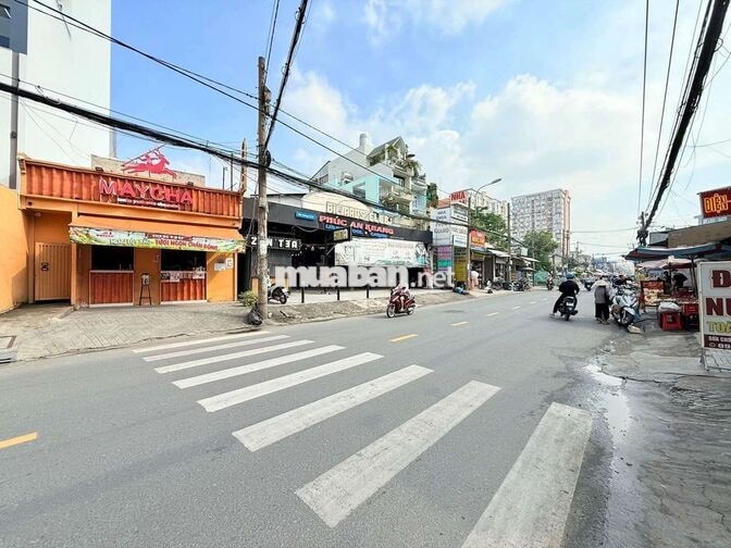 Cho thuê nhà mặt tiền kinh doanh 6,2x14 Phạm Văn Chiêu