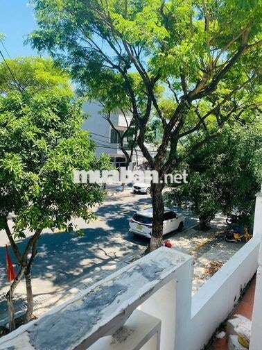 Cho thuê nguyên căn Đường Trần Nguyên Đán- Hoà Minh - Đà Nẵng- 3 tầng