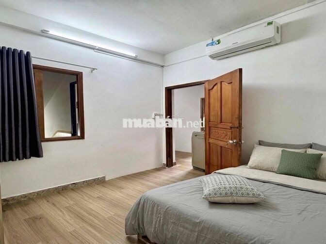 Căn hộ full nội thất có ban công lớn, máy giặt  TT quận 3 VX Dân Chủ