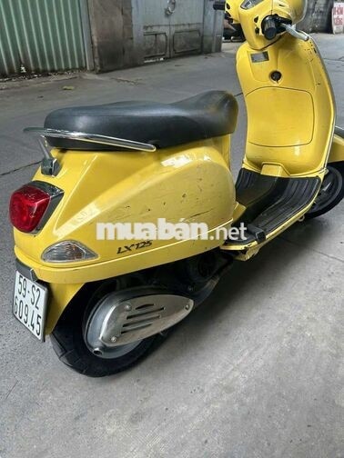 PIAGGIO VESPA LX 125 VÀNG Ý