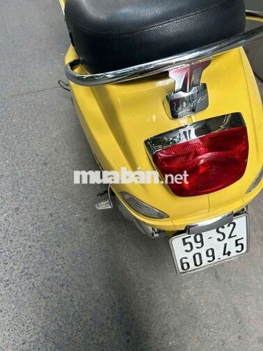 PIAGGIO VESPA LX 125 VÀNG Ý